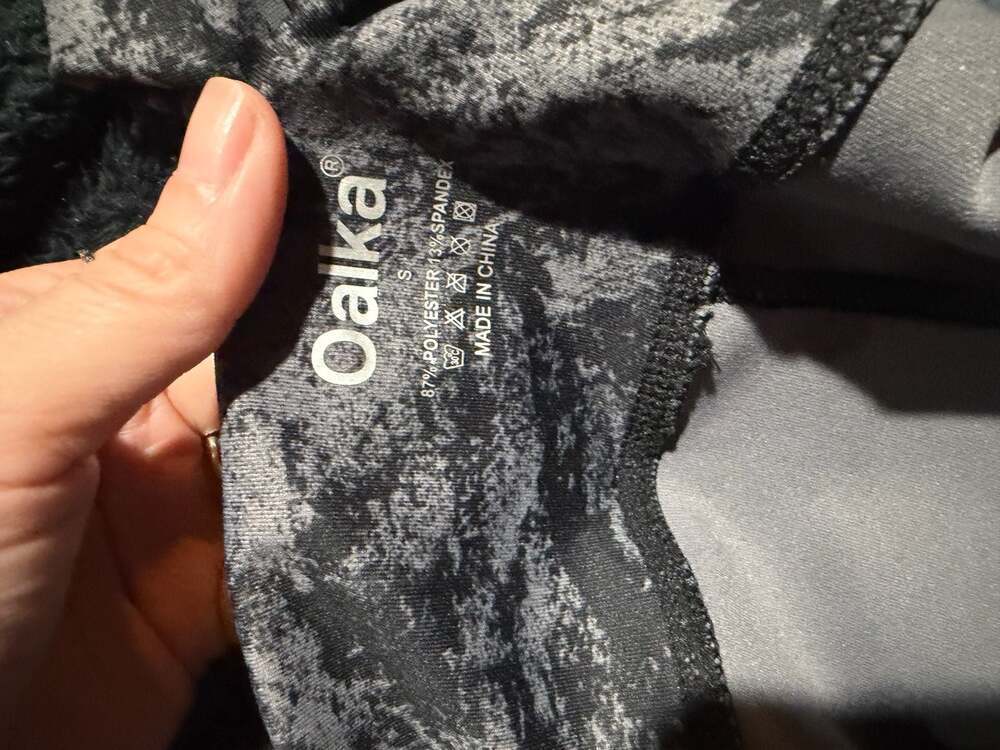 Oalka Women's Size S Black and Grey Marble Print Athletic Leggings - Picture 2 of 3